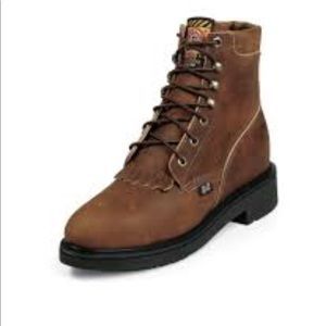Women’s Justin leather lace up boots steel toe.